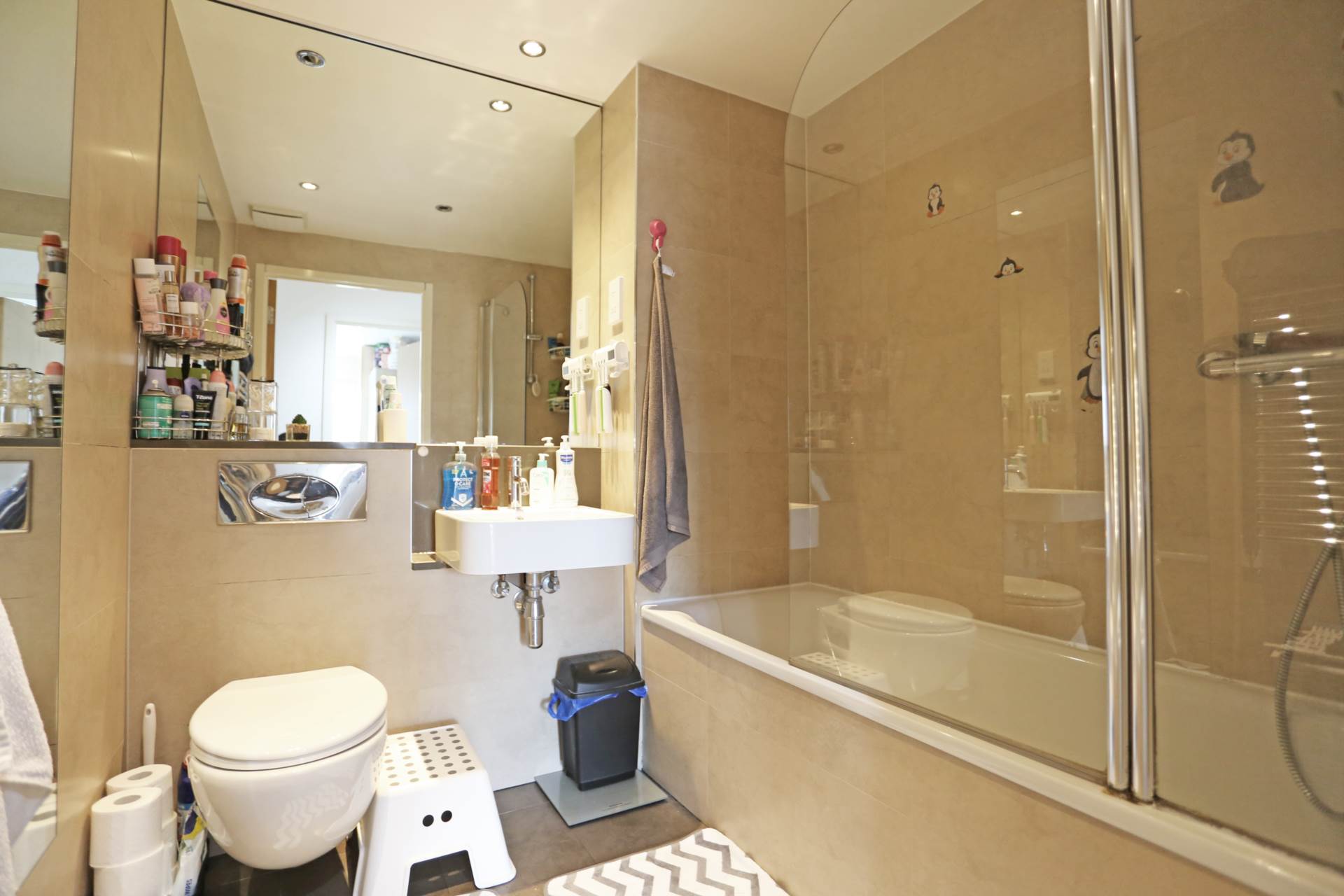 Additional Property Image 2 bedroom Apartment to rent in Romford 8