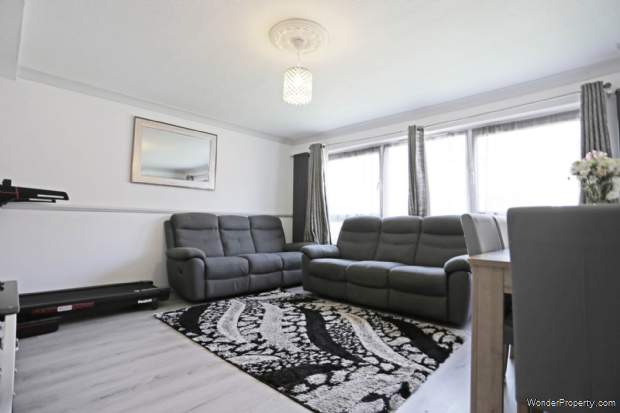 Additional Property Image 3 bedroom Maisonette for sale in London 4