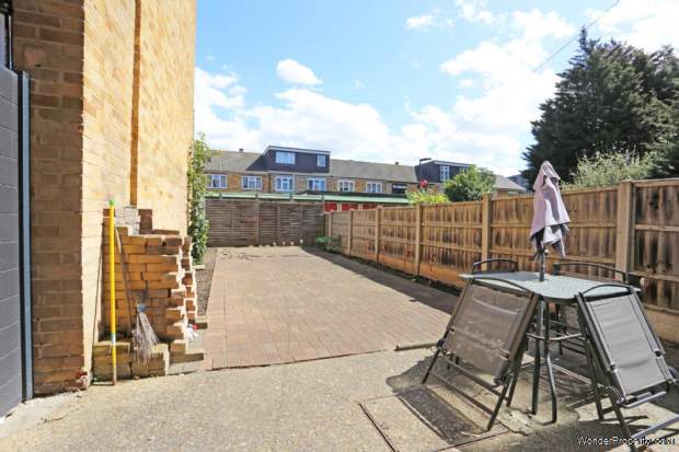 Additional Property Image 3 bedroom Maisonette for sale in London 12