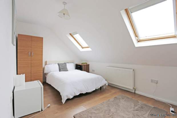 Additional Property Image 6 bedroom Semi Detached to rent in Romford 10