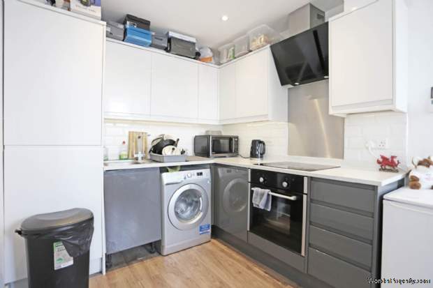 Additional Property Image 1 bedroom Flat for sale in Romford 2