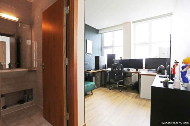 Additional Property Image 2 bedroom Apartment for sale in Romford 9