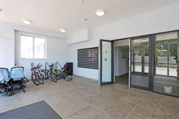 Additional Property Image 2 bedroom Apartment for sale in Romford 16