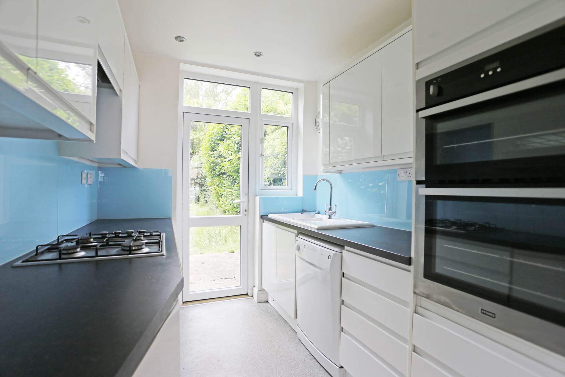 Additional Property Image 2 bedroom Semi Detached to rent in Romford 2