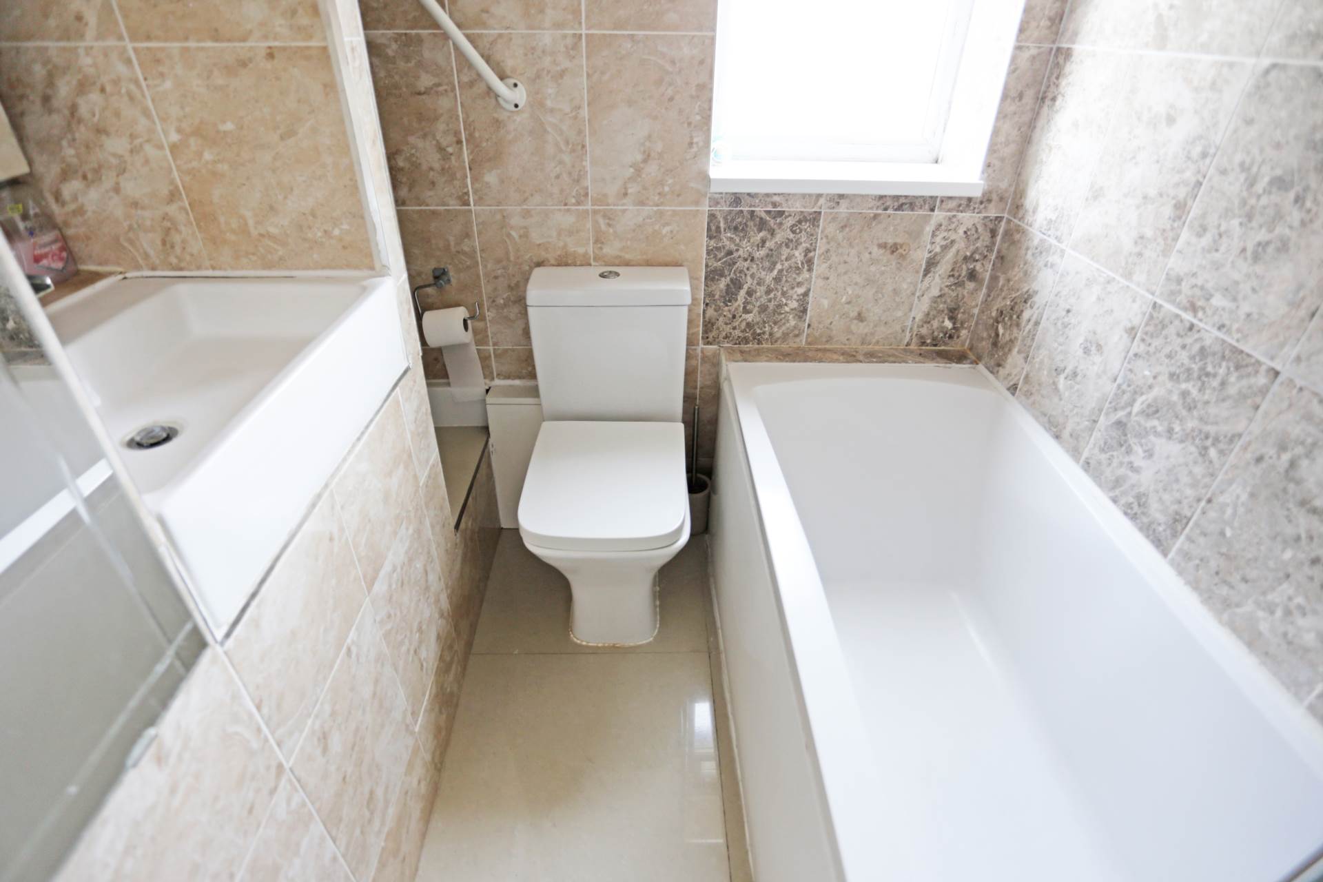 Additional Property Image 2 bedroom Terraced to rent in Dagenham 6