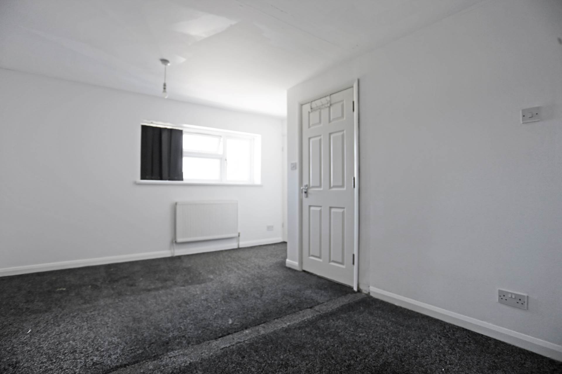 Additional Property Image 8 bedroom End of Terrace to rent in Romford 10