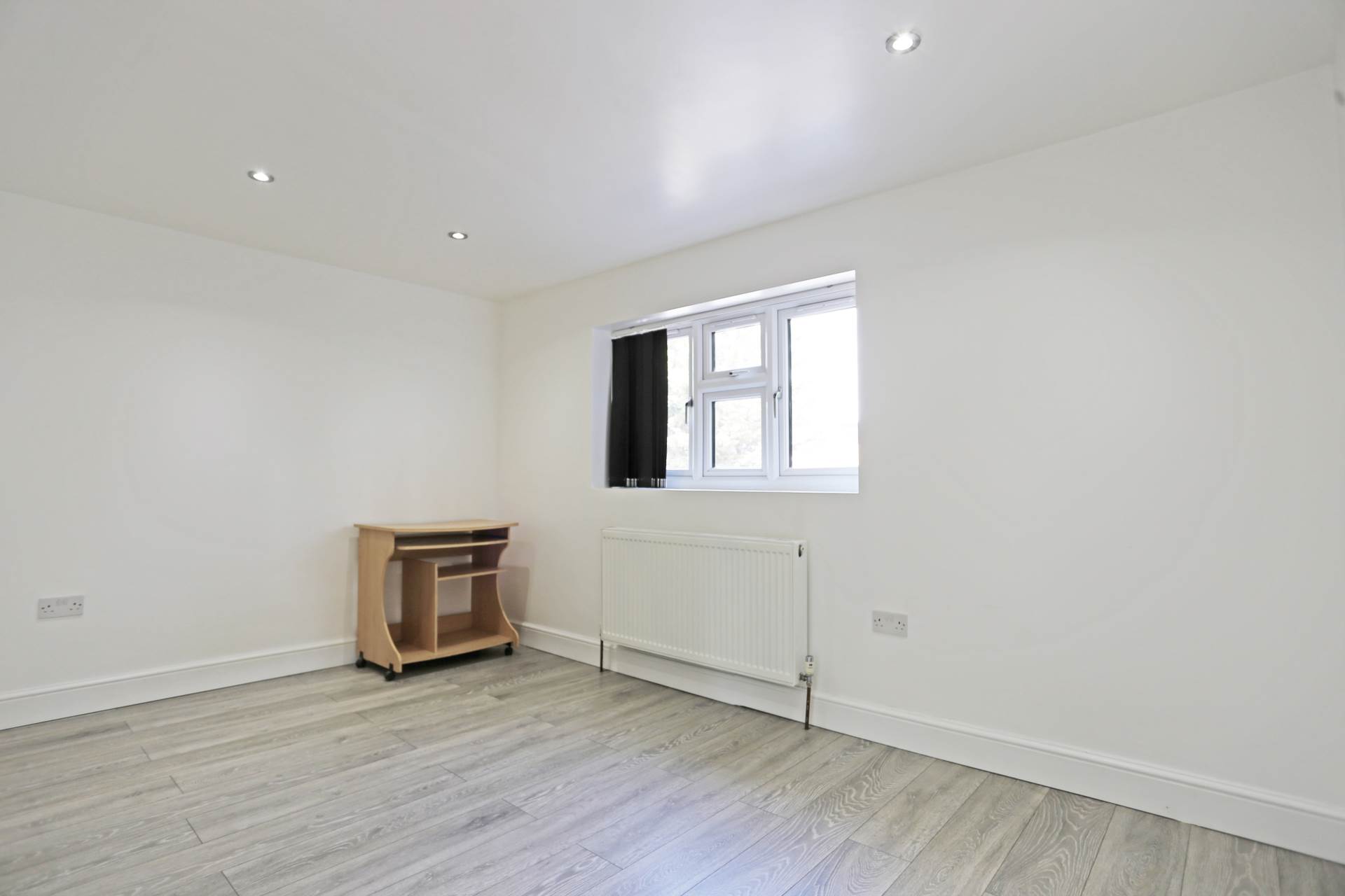 Additional Property Image 1 bedroom Maisonette to rent in Romford 6