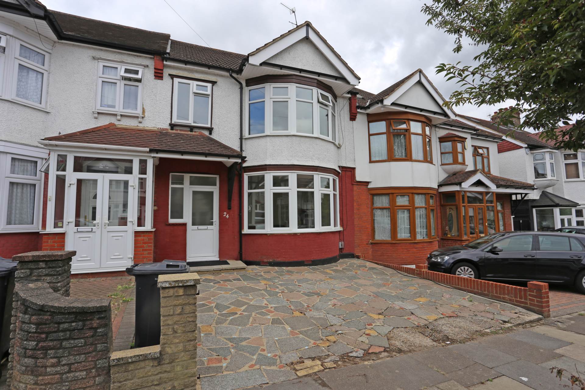 3 bedroom Terraced to rent in Ilford