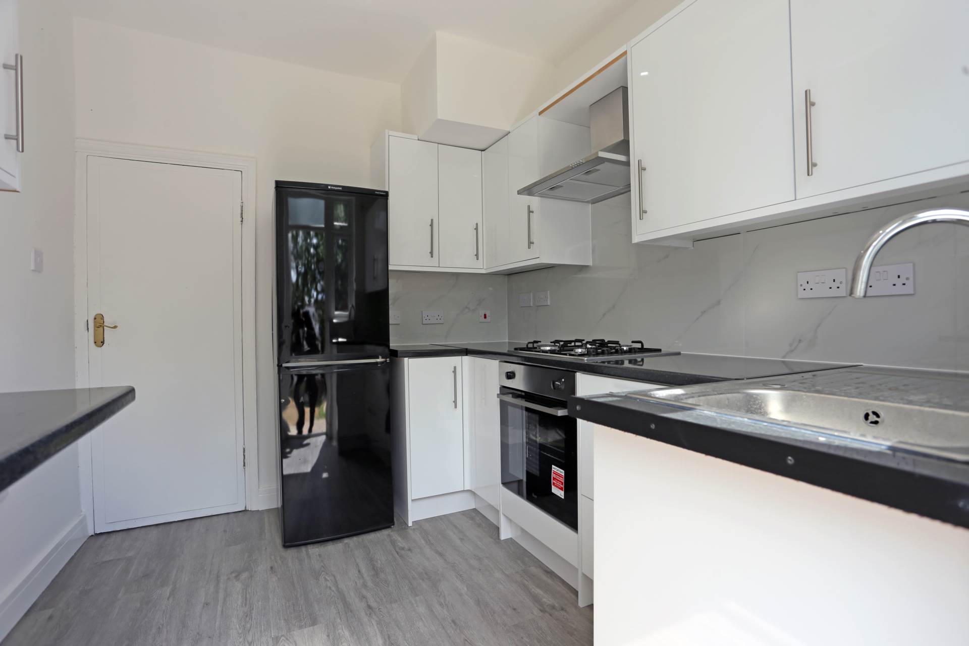 Additional Property Image 3 bedroom Terraced to rent in Ilford 4