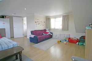 0 bedroom Studio to rent in Ilford
