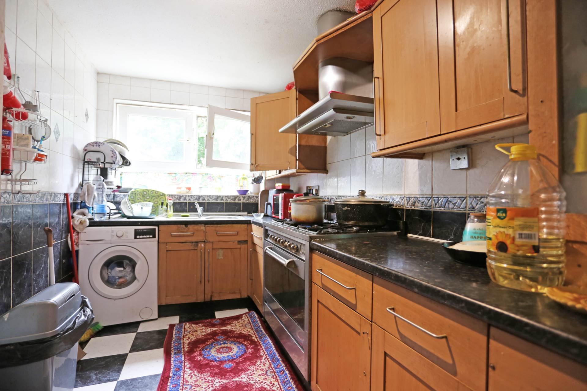 Additional Property Image 3 bedroom Flat for sale in London 2