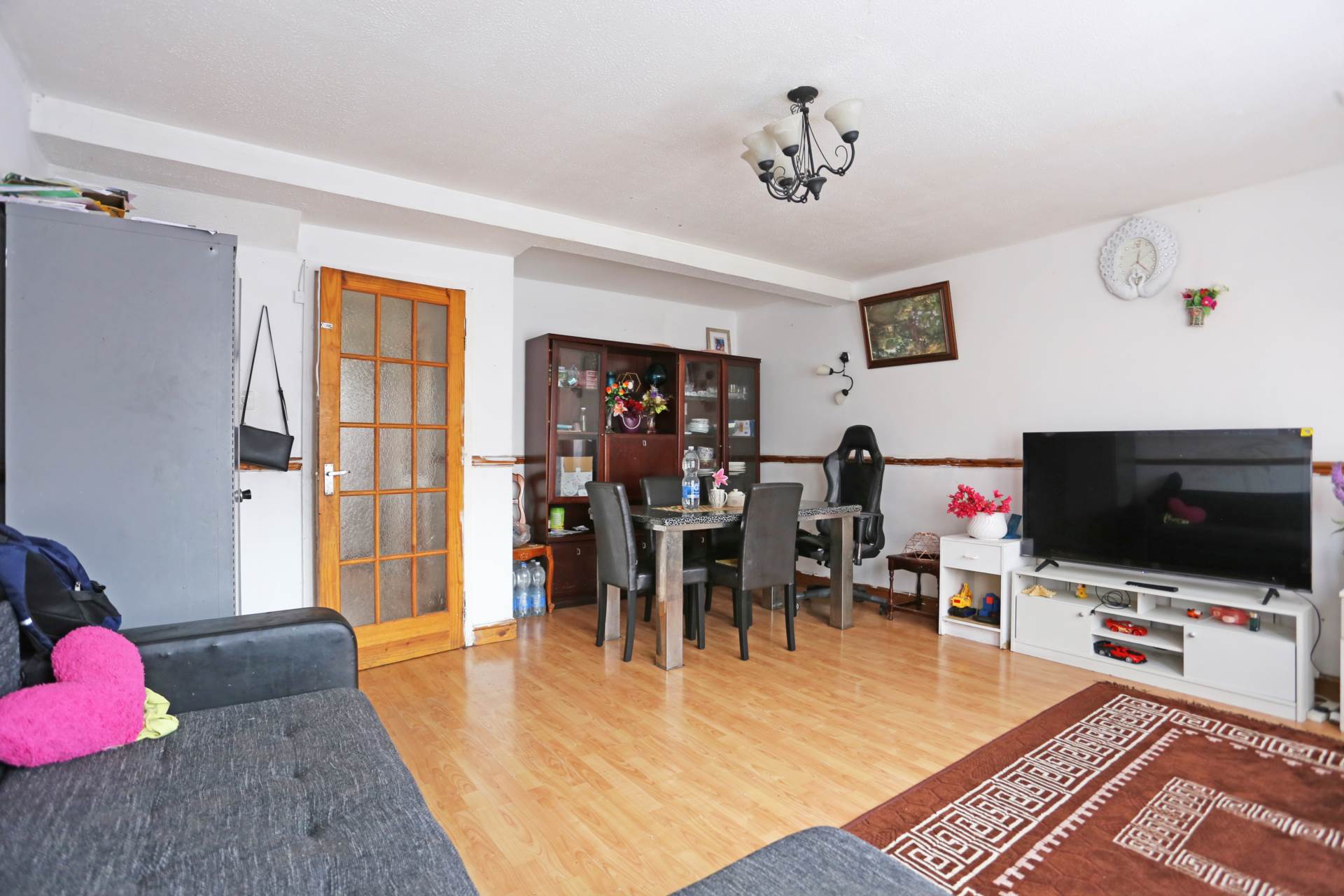 Additional Property Image 3 bedroom Flat for sale in London 3