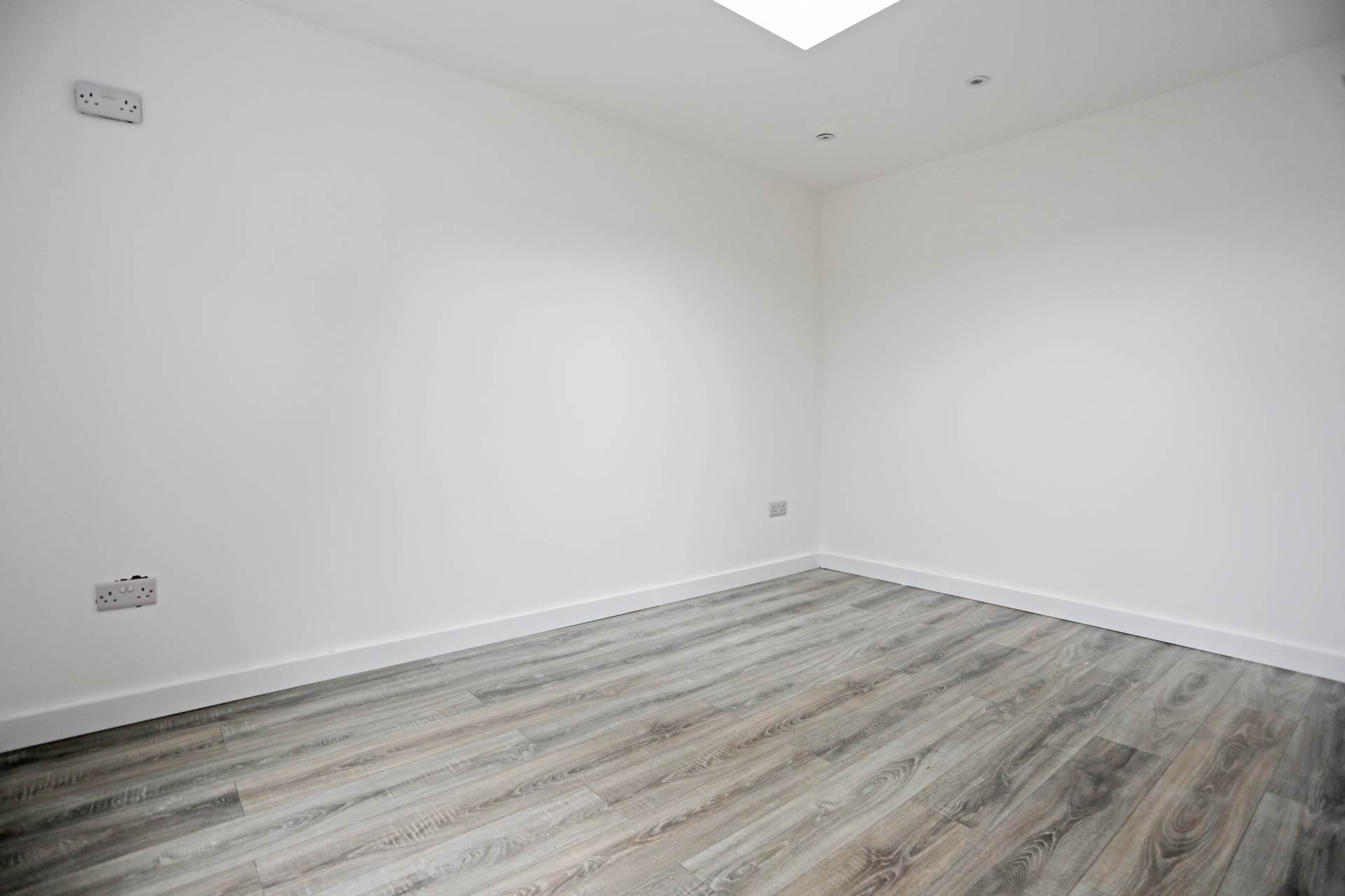 Additional Property Image 1 bedroom Flat to rent in Dagenham 4
