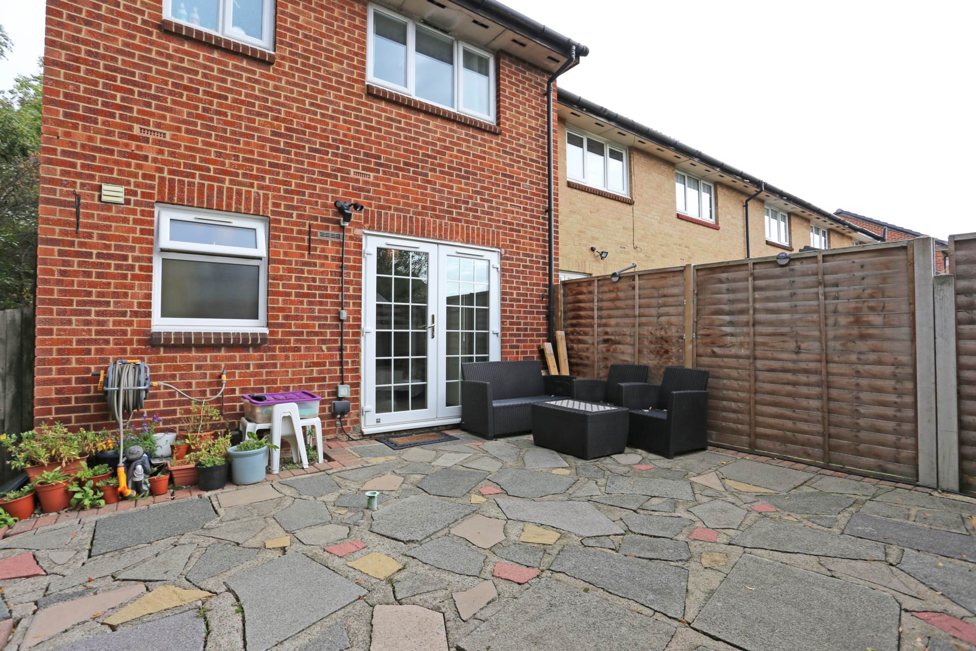 Additional Property Image 1 bedroom Maisonette for sale in Romford 11
