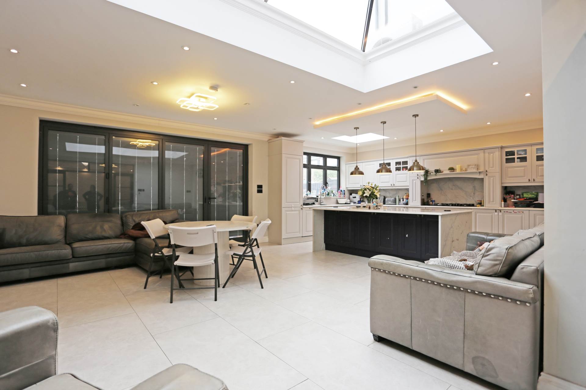 Additional Property Image 6 bedroom Semi Detached to rent in London 5