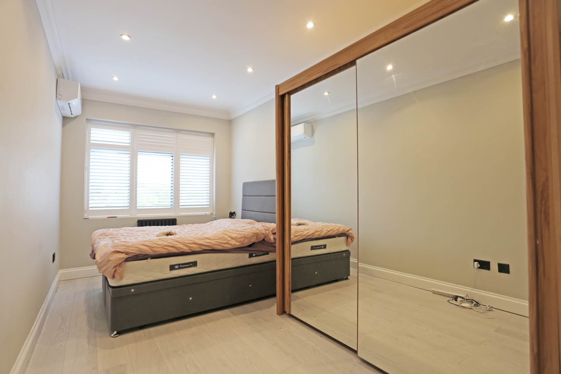 Additional Property Image 6 bedroom Semi Detached to rent in London 13
