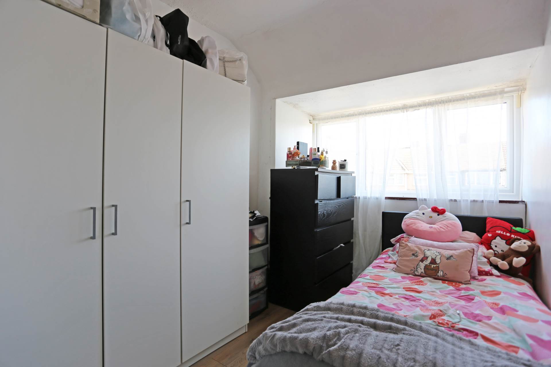 Additional Property Image 3 bedroom Terraced for sale in Dagenham 8
