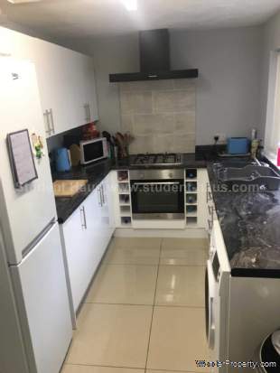 3 bedroom House to rent in Salford
