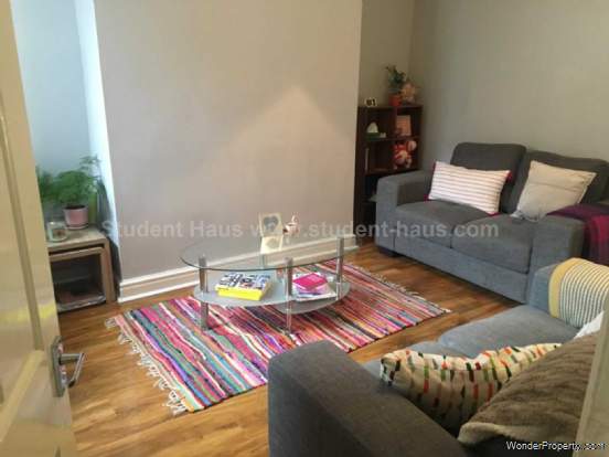 Additional Property Image 3 bedroom House to rent in Salford 4