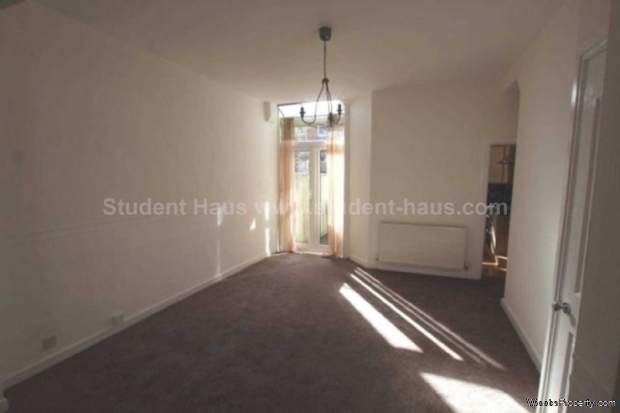 Additional Property Image 3 bedroom House to rent in Salford 6