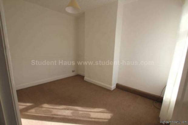 Additional Property Image 3 bedroom House to rent in Salford 13