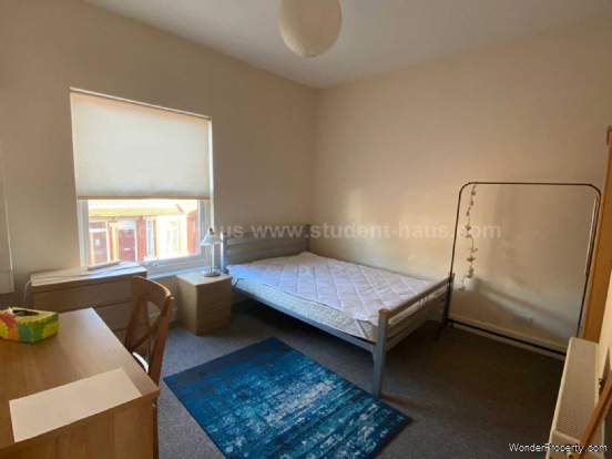 Additional Property Image 3 bedroom House to rent in Salford 8