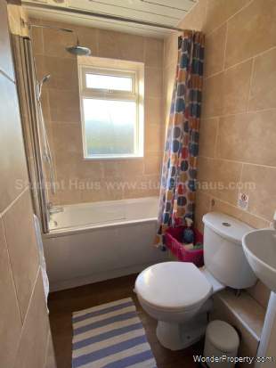 Additional Property Image 3 bedroom House to rent in Salford 9