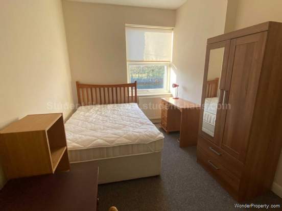 Additional Property Image 3 bedroom House to rent in Salford 10