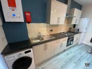 2 bedroom Terraced to rent in Salford