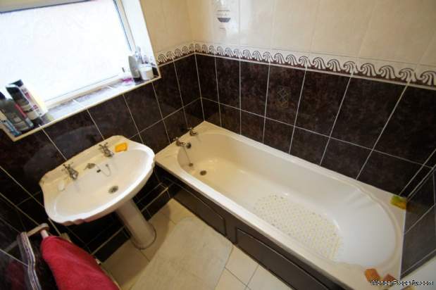 Additional Property Image 4 bedroom Semi Detached for sale in Bolton 15