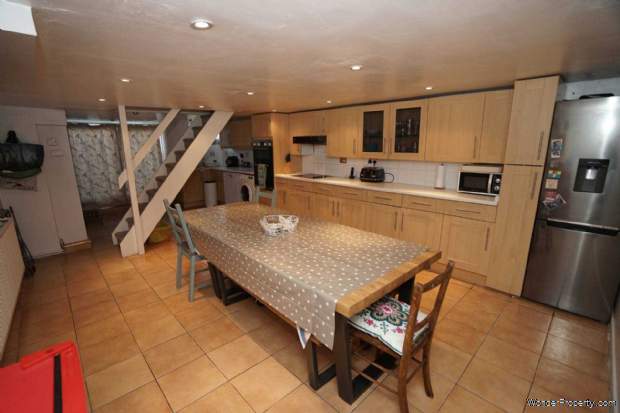 Additional Property Image 4 bedroom Cottage for sale in Bolton 4