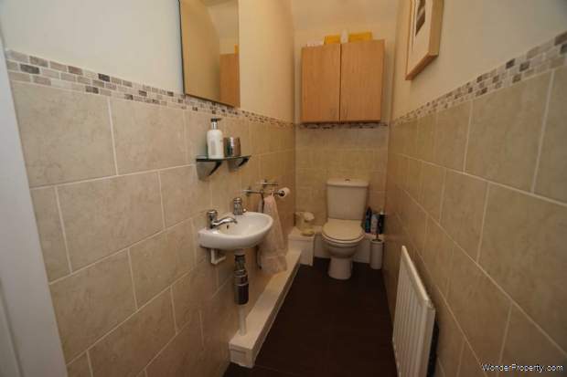 Additional Property Image 4 bedroom Town House for sale in Bolton 5