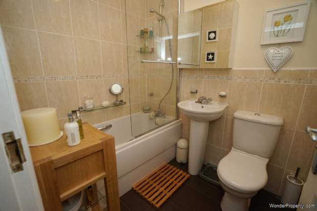 Additional Property Image 4 bedroom Town House for sale in Bolton 11