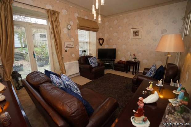 Additional Property Image 4 bedroom Town House for sale in Bolton 13