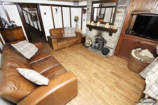 Additional Property Image 2 bedroom Cottage for sale in Bolton 5