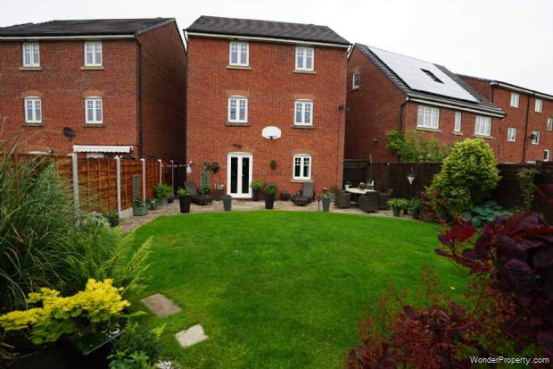 Additional Property Image 5 bedroom Detached for sale in Bolton 3