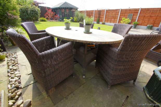 Additional Property Image 5 bedroom Detached for sale in Bolton 4