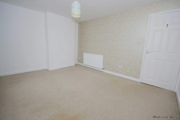 Additional Property Image 2 bedroom Cottage for sale in Bolton 11
