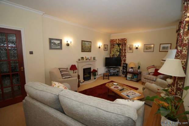 Additional Property Image 3 bedroom Detached Bungalow for sale in Bolton 9