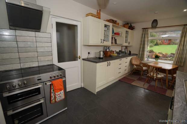 Additional Property Image 3 bedroom Detached Bungalow for sale in Bolton 12