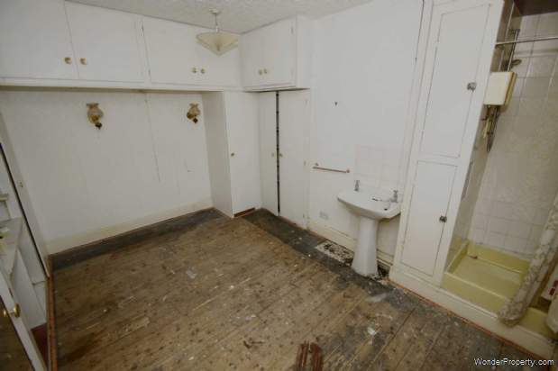 Additional Property Image 3 bedroom Terraced for sale in Bolton 15
