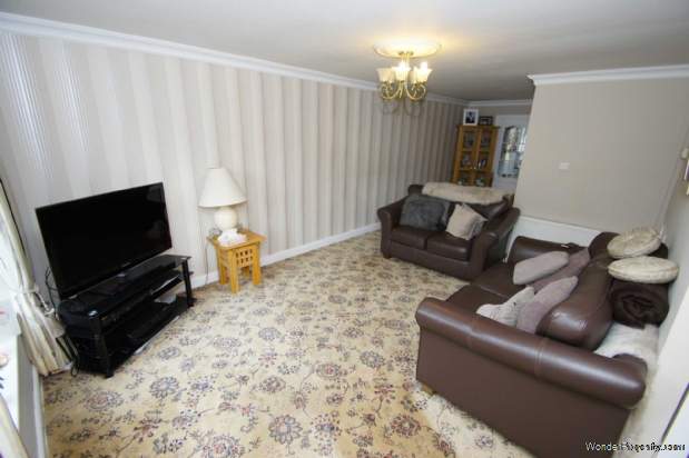 Additional Property Image 3 bedroom Semi Detached for sale in Bolton 2