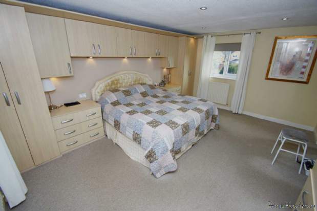 Additional Property Image 4 bedroom Detached for sale in Bolton 6