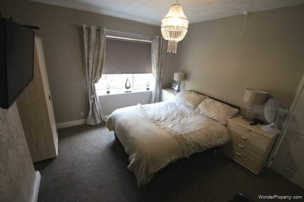 Additional Property Image 3 bedroom Semi Detached for sale in Bolton 16