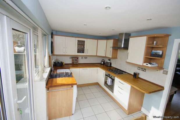 Additional Property Image 3 bedroom Semi Detached for sale in Bolton 4
