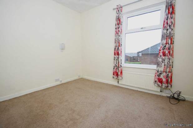 Additional Property Image 2 bedroom Terraced for sale in Bolton 7