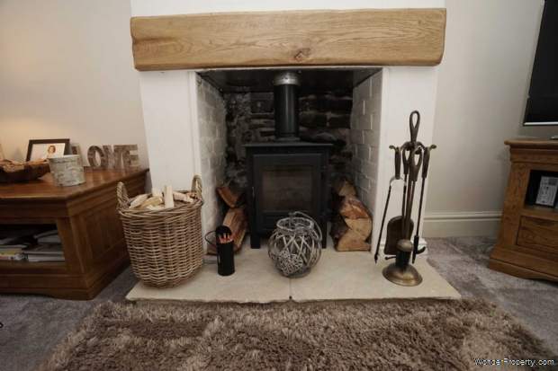 Additional Property Image 2 bedroom Cottage for sale in Bolton 4