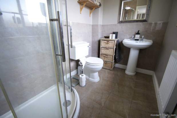 Additional Property Image 5 bedroom Detached for sale in Manchester 12