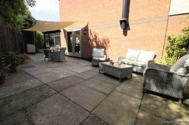 Additional Property Image 5 bedroom Detached for sale in Manchester 15