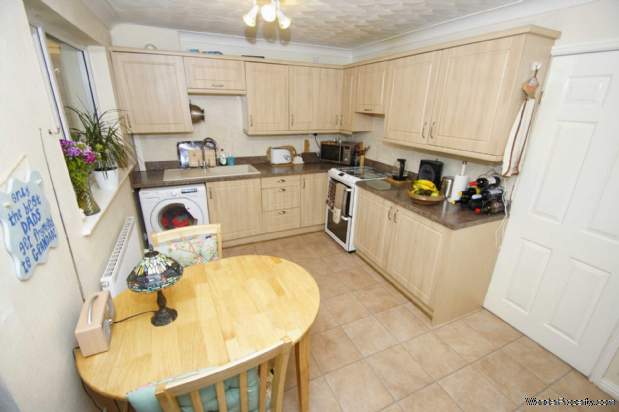 Additional Property Image 3 bedroom Mews for sale in Bolton 4